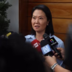Keiko Fujimori amplía ligeramente su ventaja en un cierre ajustado de las elecciones en Perú