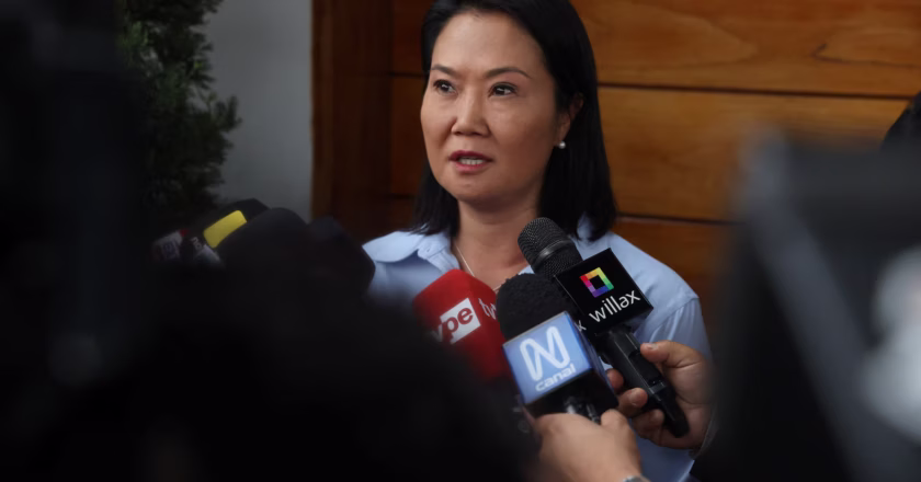 Keiko Fujimori amplía ligeramente su ventaja en un cierre ajustado de las elecciones en Perú