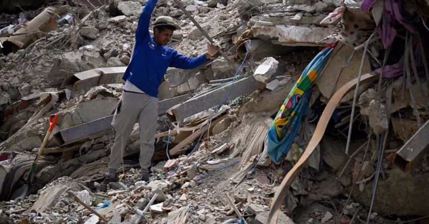 Venezuela cumple un mes del doble terremoto que estremeció al país