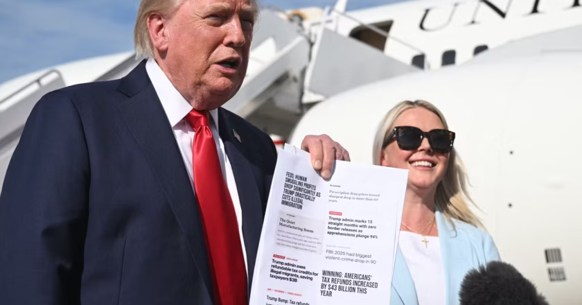Trump acusa a Canadá de imponer altos aranceles a productos estadounidenses