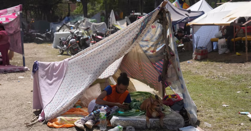 Dos meses después de los terremotos, miles de damnificados siguen en campamentos en Venezuela