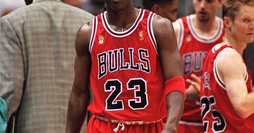 Una camiseta de Michael Jordan alcanza los US$14 millones en una venta privada