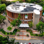 UNPHU se mantiene en el tercer lugar de República Dominicana y asciende en el Caribe según QS 2027